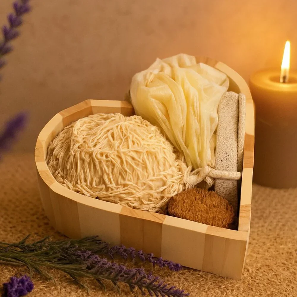 Heart-Shaped Bath Gift Set – Spa Essentials in Wooden Box